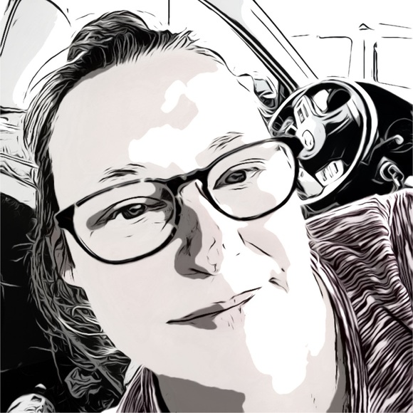 Meet your Posher, Kristia - Picture 1 of 1